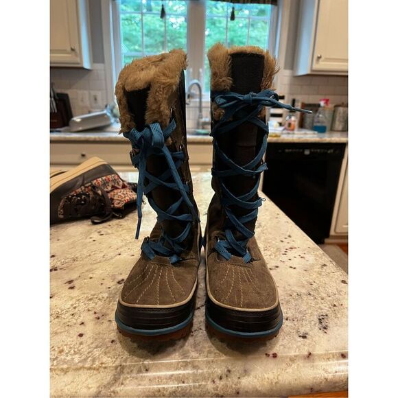 Sorel Tivoli High II Women’s Fur Lined Waterproof Boots sz 6 EUC - Picture 4 of 6